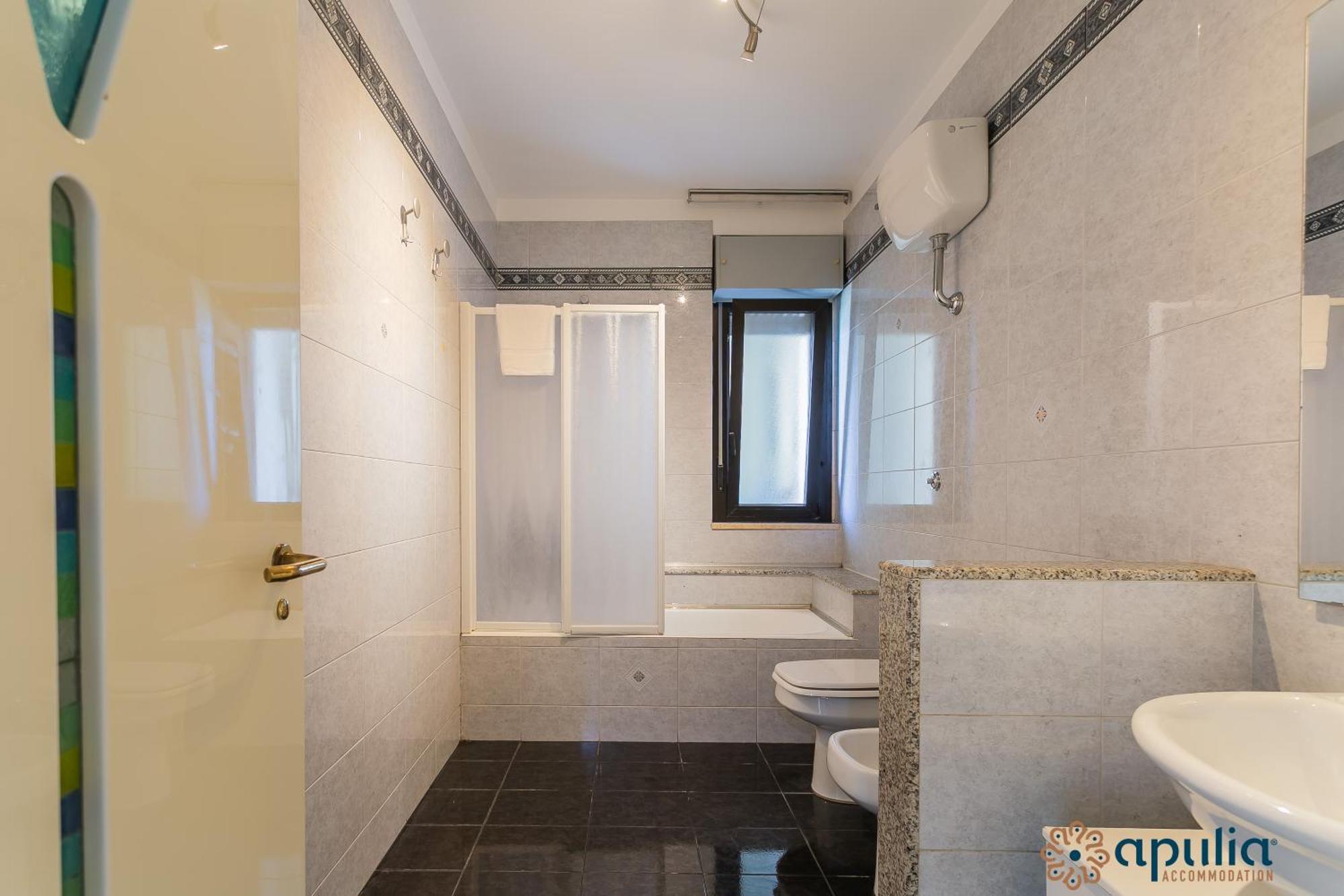 Fronte Mare By Apulia Accommodation Bari Exterior photo
